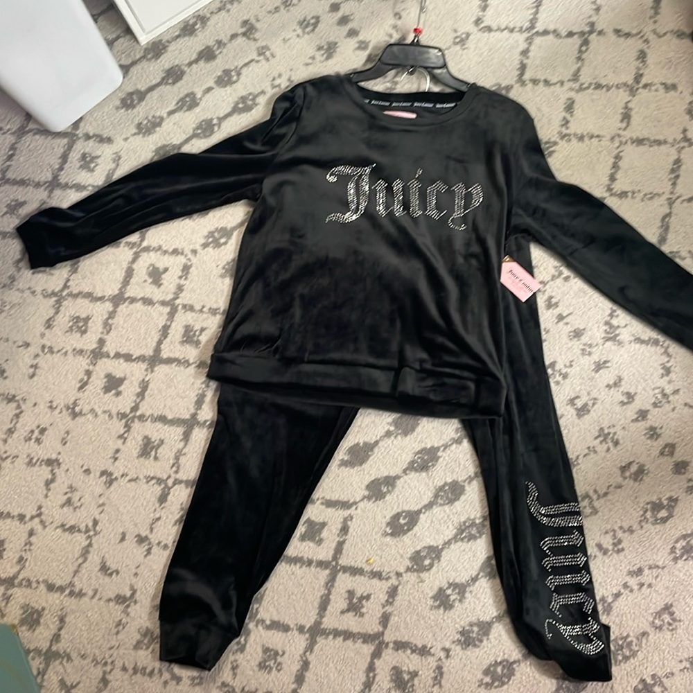 NWT 🏷️ juicy valor jumpsuit